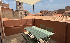 Duplex pour 2 à 6 personnes avec terrasse en plein cœur de la citadelle de Bonifacio